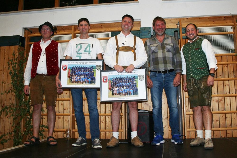 Die Verantwortlichen der 150-Jahr-Feier (v. l.): Vizevorstand Jochen Bräu, Schirmherr Wolfgang Saurer, Festleiter Anton Saurer, Kommandant Mario Schmitzberger und Vorstand Thomas Weingärtner.