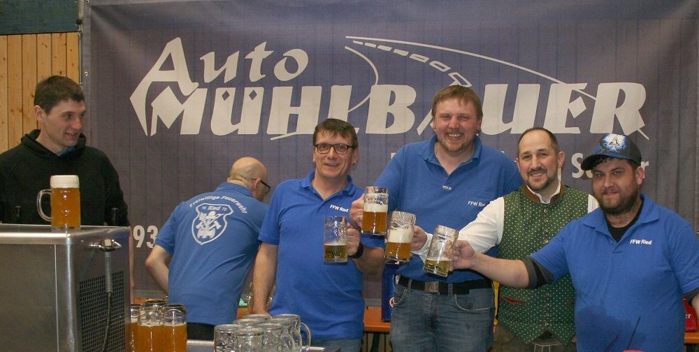 Foto zum Bericht „Starkbier in der Mehrzweckhalle“ (1 von 2)